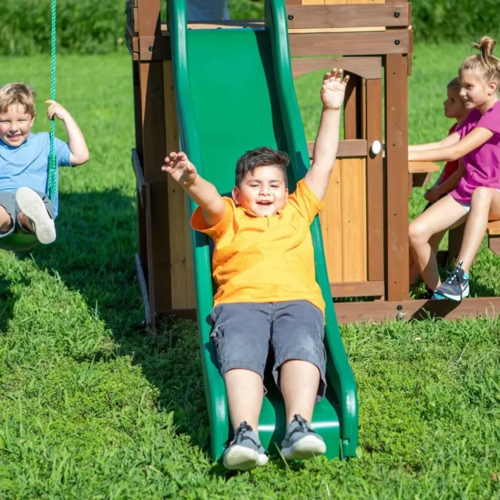 Aire de jeux en bois avec balançoires et toboggan Lakewoodde Backyard