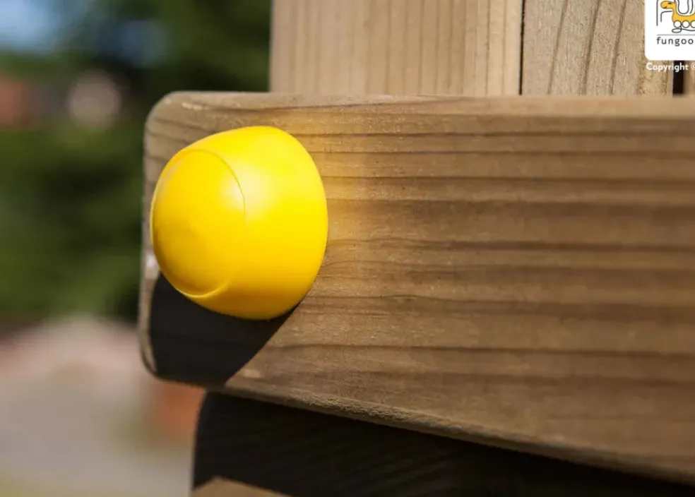 Aire de jeux en bois Carol1 avec toboggan et 1 balançoire de Fungoo
