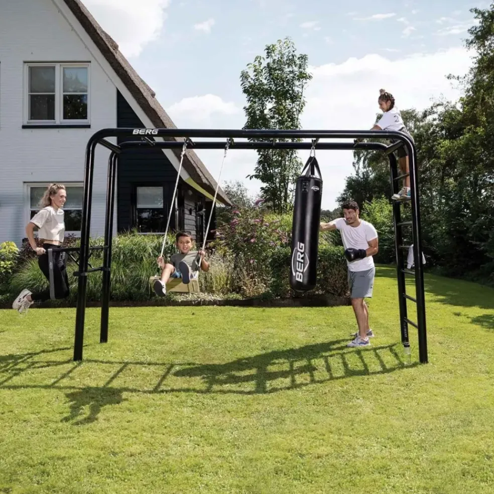 Aire de jeux et sport en métal Taille L - 1 échelle - Playbase BERG