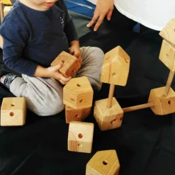Jeu de construction géant en bois Trigonos Family  Boîte carton Fabriqué en Espagne - 79 pces bleu