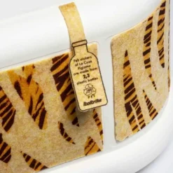 Porteur en plastque recyclé tigre fabriqué en Italie La Cosa Italtrike