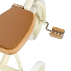 Tricycle vintage en métal crème Banwood