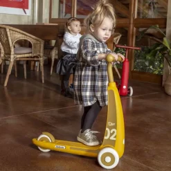 Trottinette 3 roues jaune pour les 2 - 4 ans Dino Italtrike